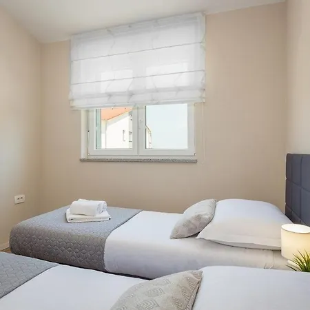 Lokva 아파트 *
